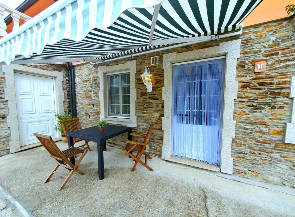 Apartamentos Turisticos Rosa Ribadeo Dış mekan fotoğraf