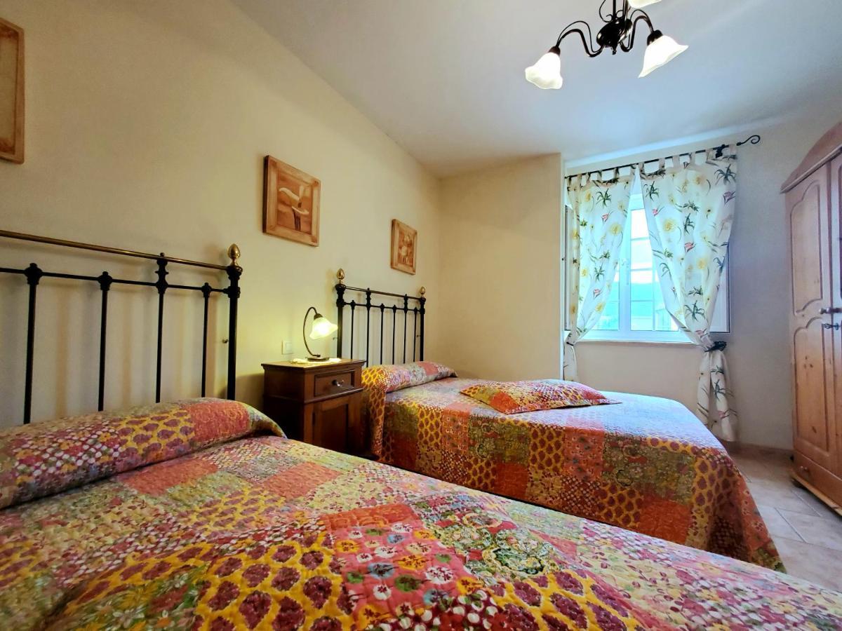 Apartamentos Turisticos Rosa Ribadeo Dış mekan fotoğraf