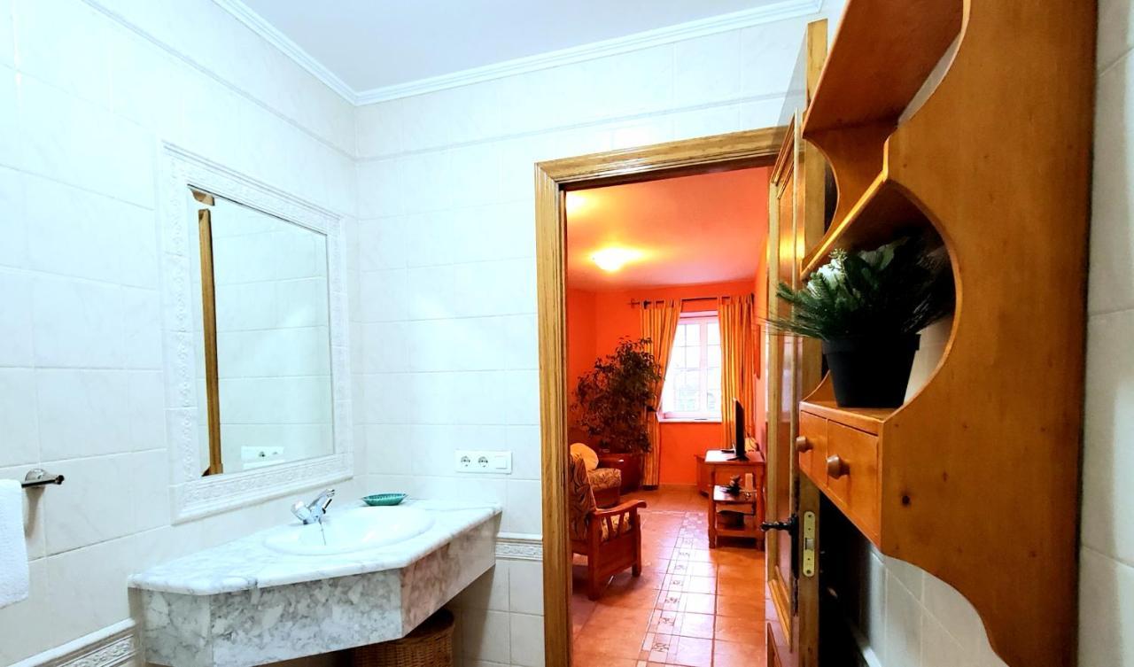 Apartamentos Turisticos Rosa Ribadeo Dış mekan fotoğraf